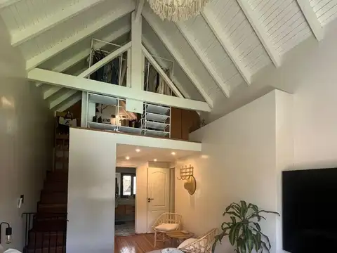 Casa en Venta con 5 cocheras