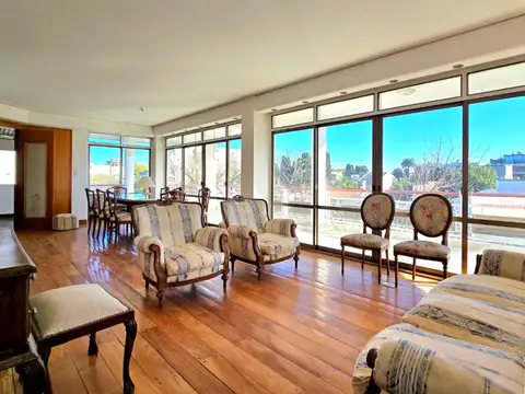 Venta Piso 3 Amb Devoto Balcón Cochera Dependencia