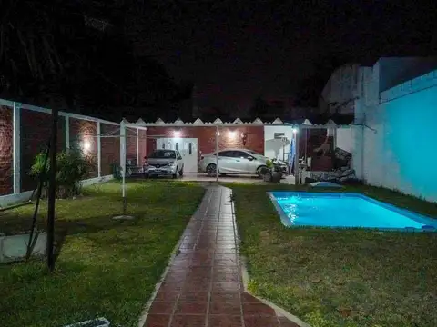 Depto Tipo Casa en Venta de 4 ambientes