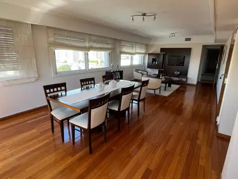 PISO EN VENTA LOMAS CENTRO