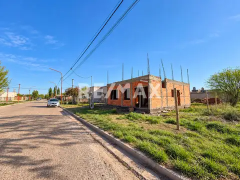 Casa en Venta en General Fernández Oro, USD 55.000