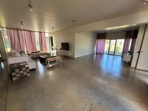Casa amoblada en Alquiler -  Barrio Cerrado Miraflores (Funes Hills)