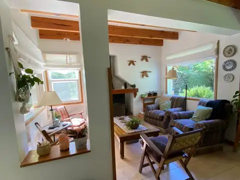 Casa en Venta con 1 cochera