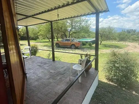 Casa 2 ambientes con 2 baños