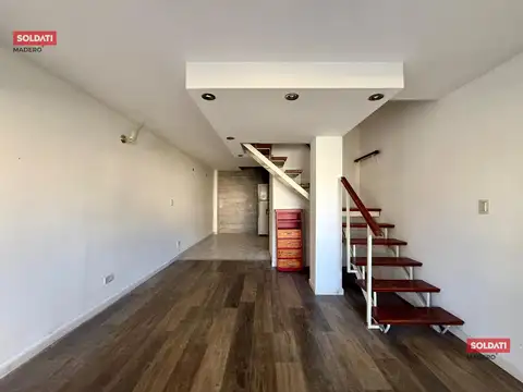 Depto Tipo Casa en Venta 8 años