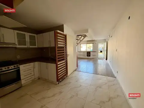 Depto Tipo Casa en Venta de 3 ambientes
