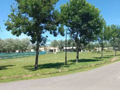 Terreno en venta de Club de Campo Haras del Sur II, N° 224