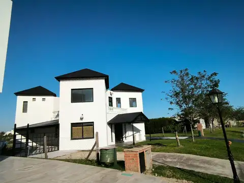 Casa en Alquiler Temporal A Estrenar