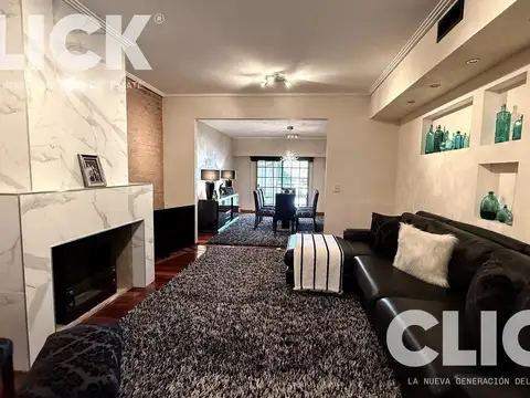 Casa en Venta con 1 cochera