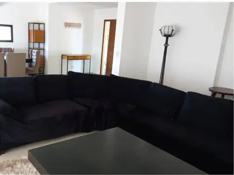 Casa 4 ambientes con 4 baños