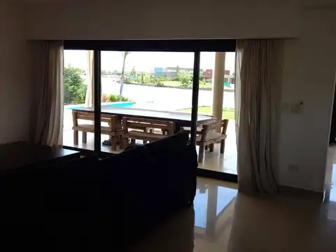 Casa en Alquiler Temporal A Estrenar