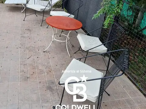 Casa 7 ambientes con 4 baños