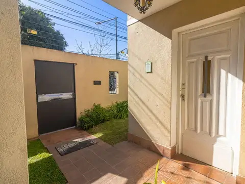 Casa en Venta en Martínez, USD 295.000