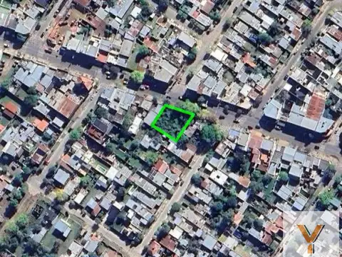 Avenida Montevideo e/ 27 y 28