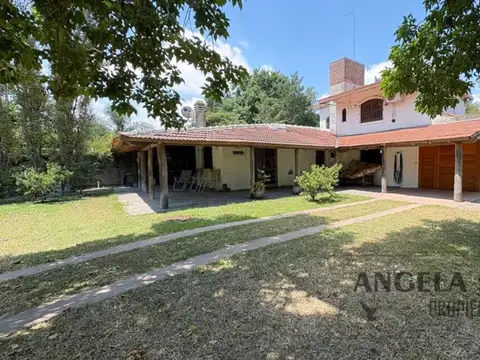 Casa 4 ambientes con 1 baño