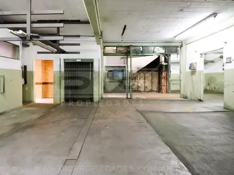 Diaz Velez al 4600 entre Maquinista Carregal y Sargento Cabral