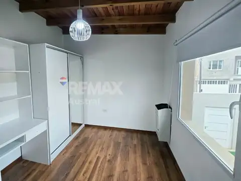 VENTA Casa | 6 Amb. | 248 m² | Gas | Agua Propia