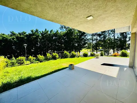 Hermoso y Luminoso Departamento 3 Ambientes con Patio Increible en El Palmar, Insignia, Nordelta