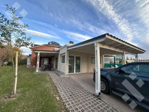 Casa en Alquiler de 4 dormitorios