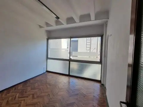 Oficina en alquiler 55m2 en centro de san isidro