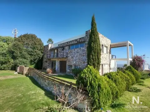 Casa en Alquiler Temporal de 4 dormitorios