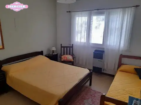Casa en Alquiler Temporal con 1 cochera