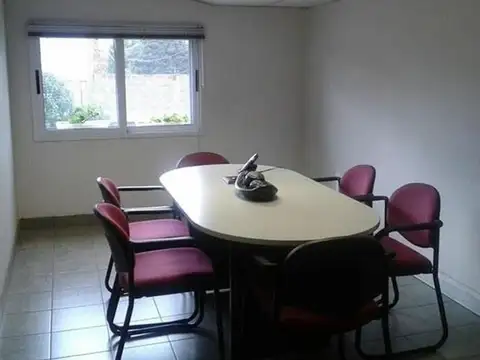 Galpon en Venta en Villa Luzuriaga, USD 300.000