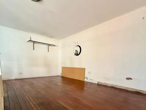 Depto Tipo Casa en Venta 50 años