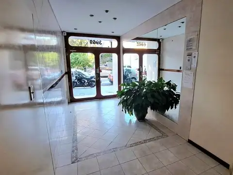 Venta Dos Ambientes   Saavedra sobre Plaza 3900