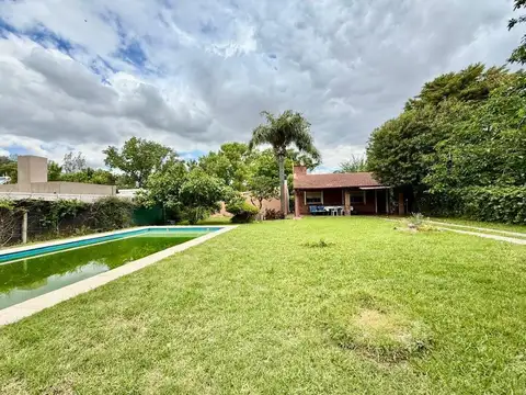 Casa 2 ambientes con 1 baño