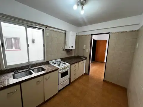 ALQUILER - Departamento Monoambiente con balcón, ABL, AYSA Y EXPENSAS INCLUIDAS EN EL VALOR DEL ALQUILER