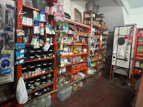 VENTA CASA 3 AMB. C/LOCAL Y DEPOSITO CIUDADELA