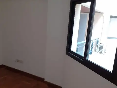 para el 1/9 Ambrosio Olmos 658