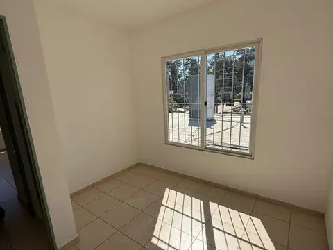 Departamento en Alquiler en Colonia Caroya, $ 550.000