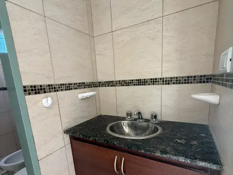 ALQUILER-DEPTO 2 DORM-PLANTA ALTA-CALLE 3 COL CAROYA