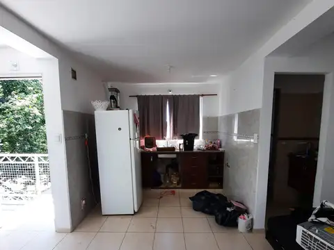ALQUILER-DEPTO 2 DORM-PLANTA ALTA-CALLE 3 COL CAROYA