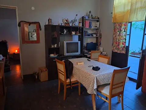 Depto Tipo Casa 3 ambientes con 1 baño