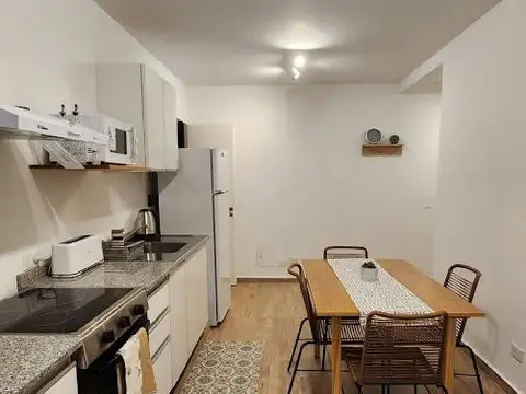 Marcelo t de Alvear al 2400