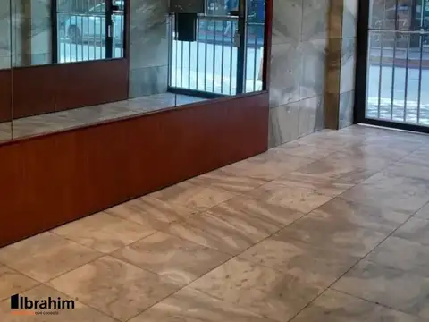 Oficina en Alquiler en Centro, $ 150.000