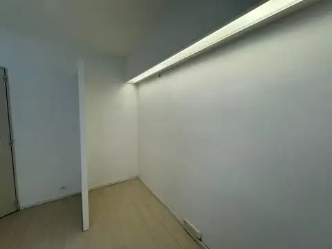 Oficina en Alquiler en Centro, $ 300.000