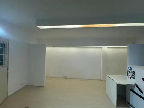 Oficina en Alquiler en Centro, $ 300.000