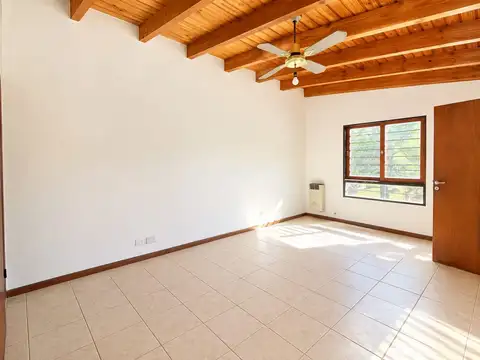 Casa en Alquiler de 3 dormitorios