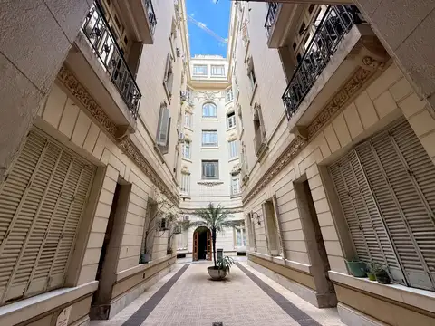 Hermoso Depto 5 Amb de Estilo Francés. Al Frente. Bulnes