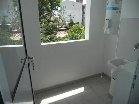 Belgrano 2000, Piso 2