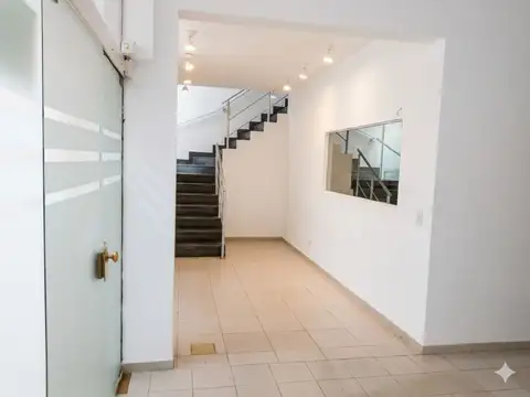 Oficina en Alquiler en Villa Adelina, USD 4.500