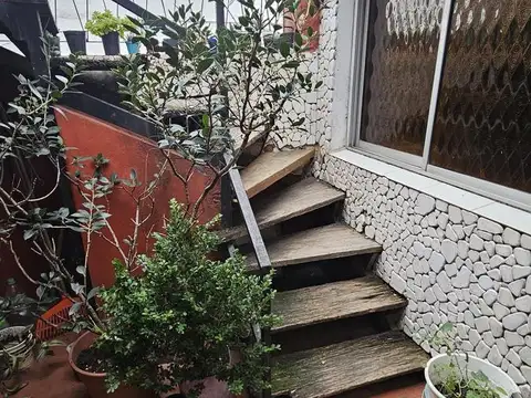 Depto Tipo Casa en Venta de 4 ambientes