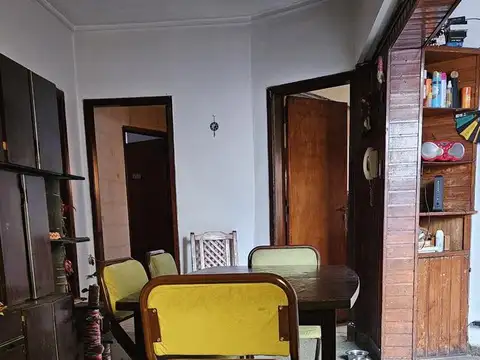 Depto Tipo Casa en Venta 50 años