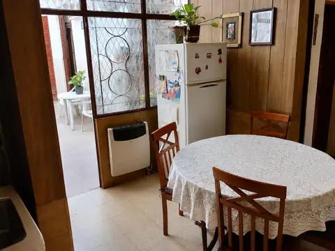 Local en Venta 80 años