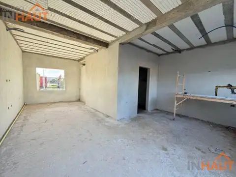 Depto Tipo Casa 5 ambientes con 1 baño
