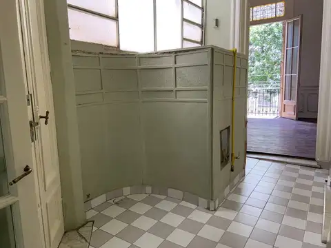 Depto Tipo Casa en Venta 80 años
